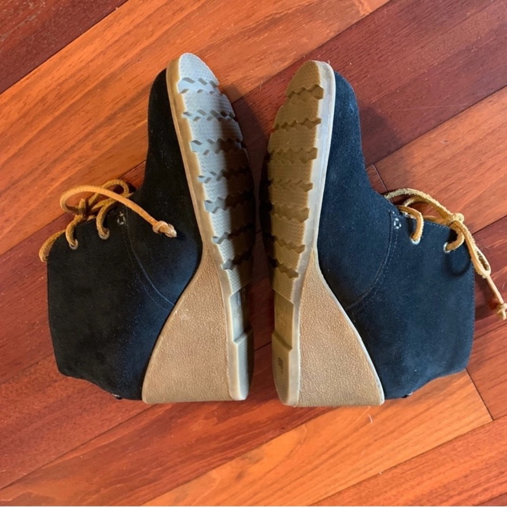 Sperry Boots - Picture 6 of 8
